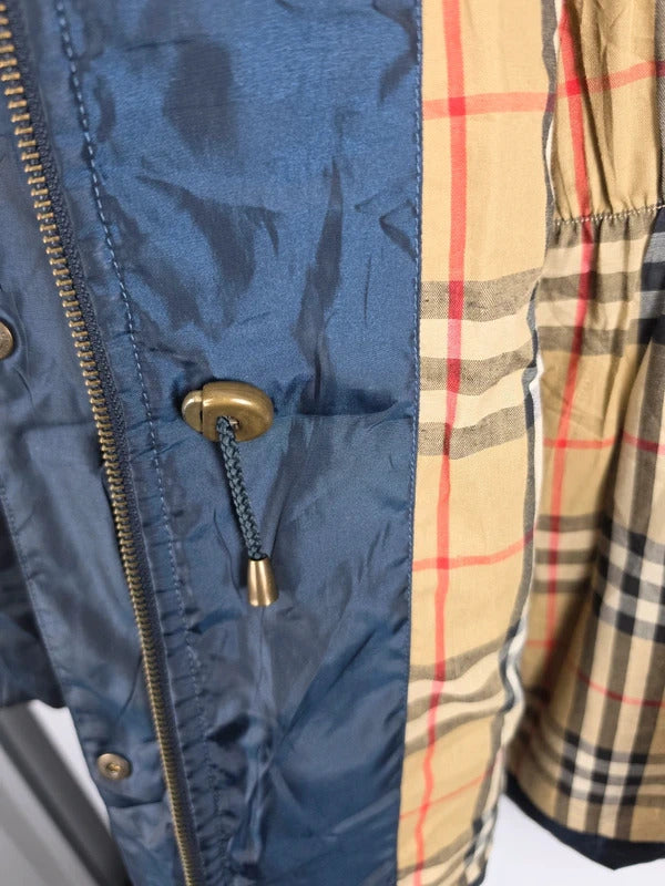 Vintage Burberrys Navy Quilted Jacket – Nova Check Lined, Size 44 ( L )